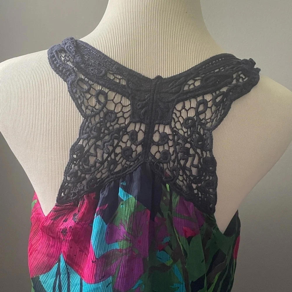 Floral Pattern Spaghetti Strap Top - Picture 4 of 5